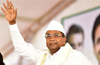 Siddaramaiah dares Modi, Yeddyurappa for an open debate in newspaper ad